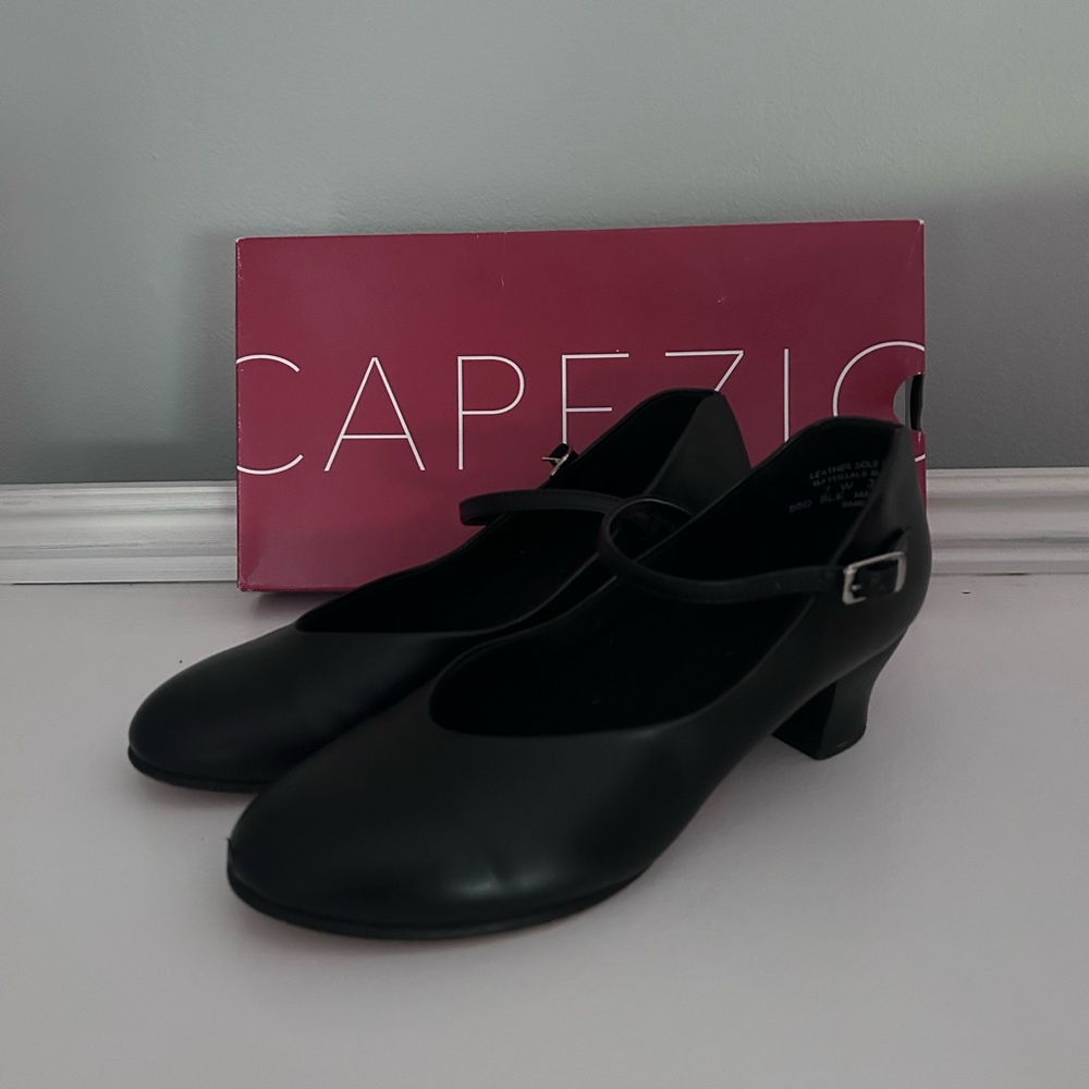 Capezio “Mia 2” Character Shoe”